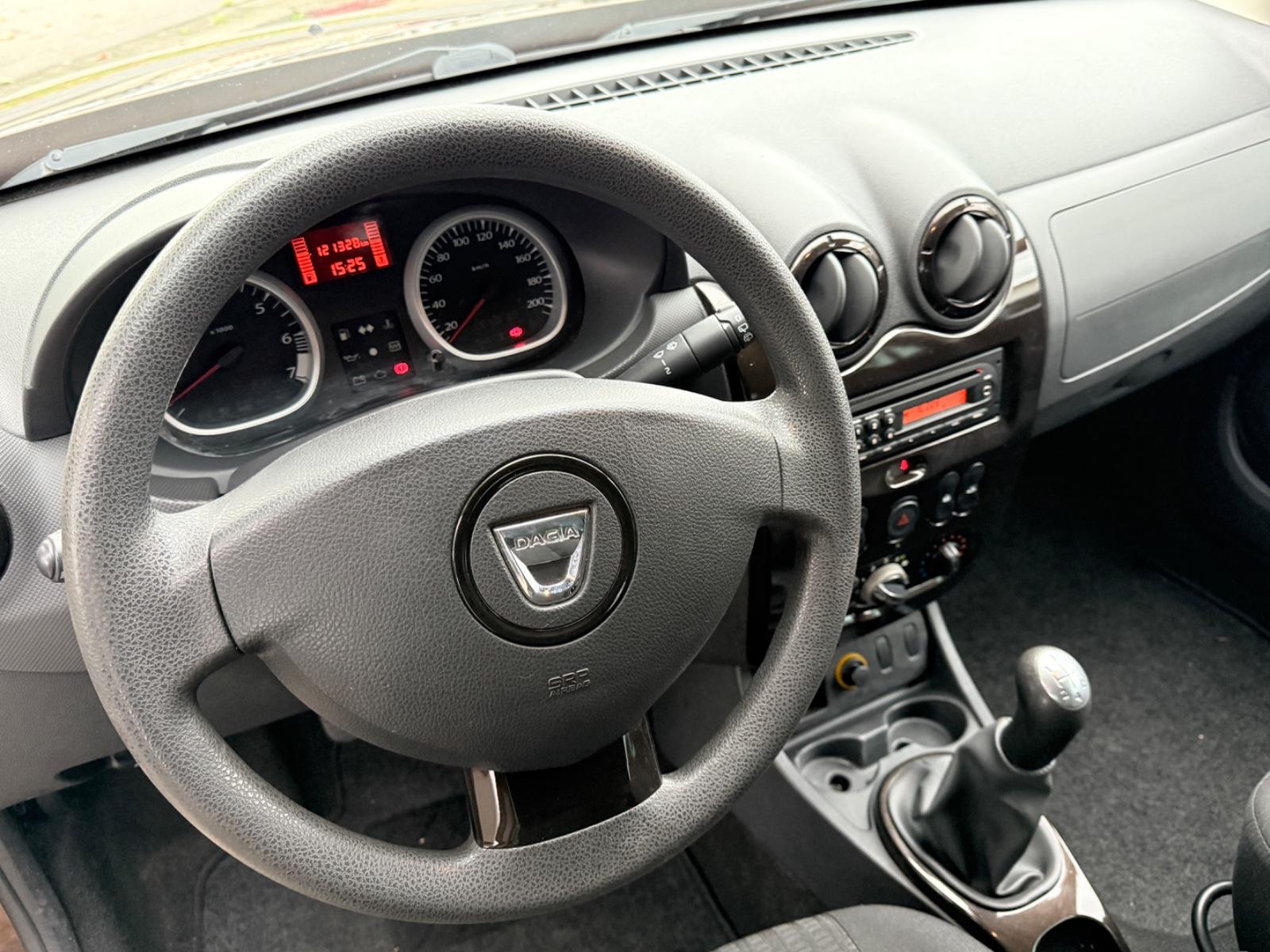 Dacia Duster I Laureate 4x2; ZAHNRIEMEN NEU