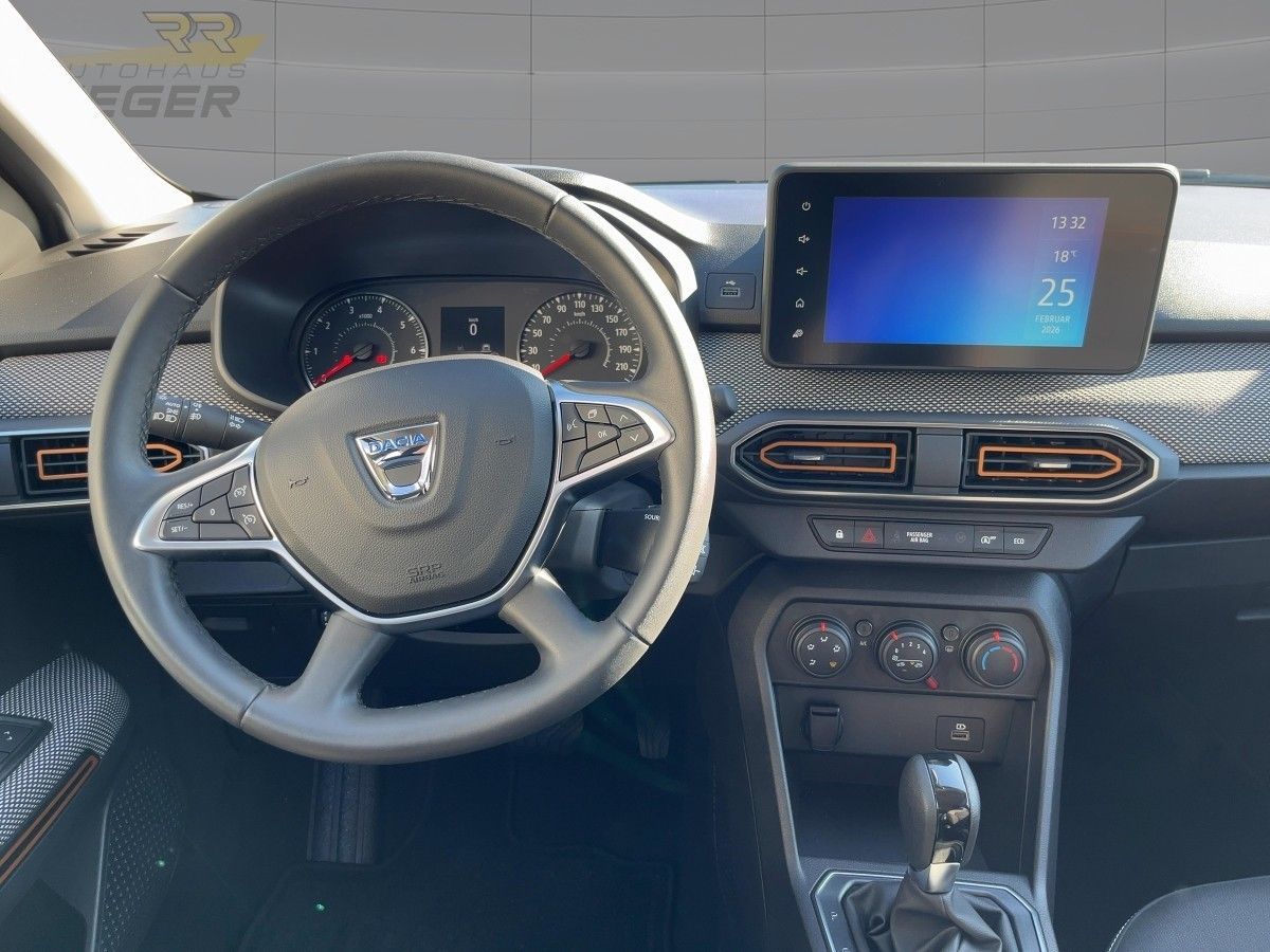 Fahrzeugabbildung Dacia Sandero Stepway Comfort TCe 90 Automatik