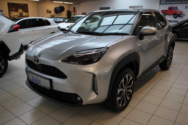 Toyota Yaris Cross Hybrid Team D Winter-Paket Smart-Con