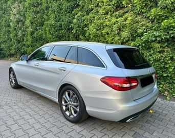Mercedes C 200 - 4