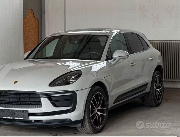 PORSCHE Porsche Macan 2.0