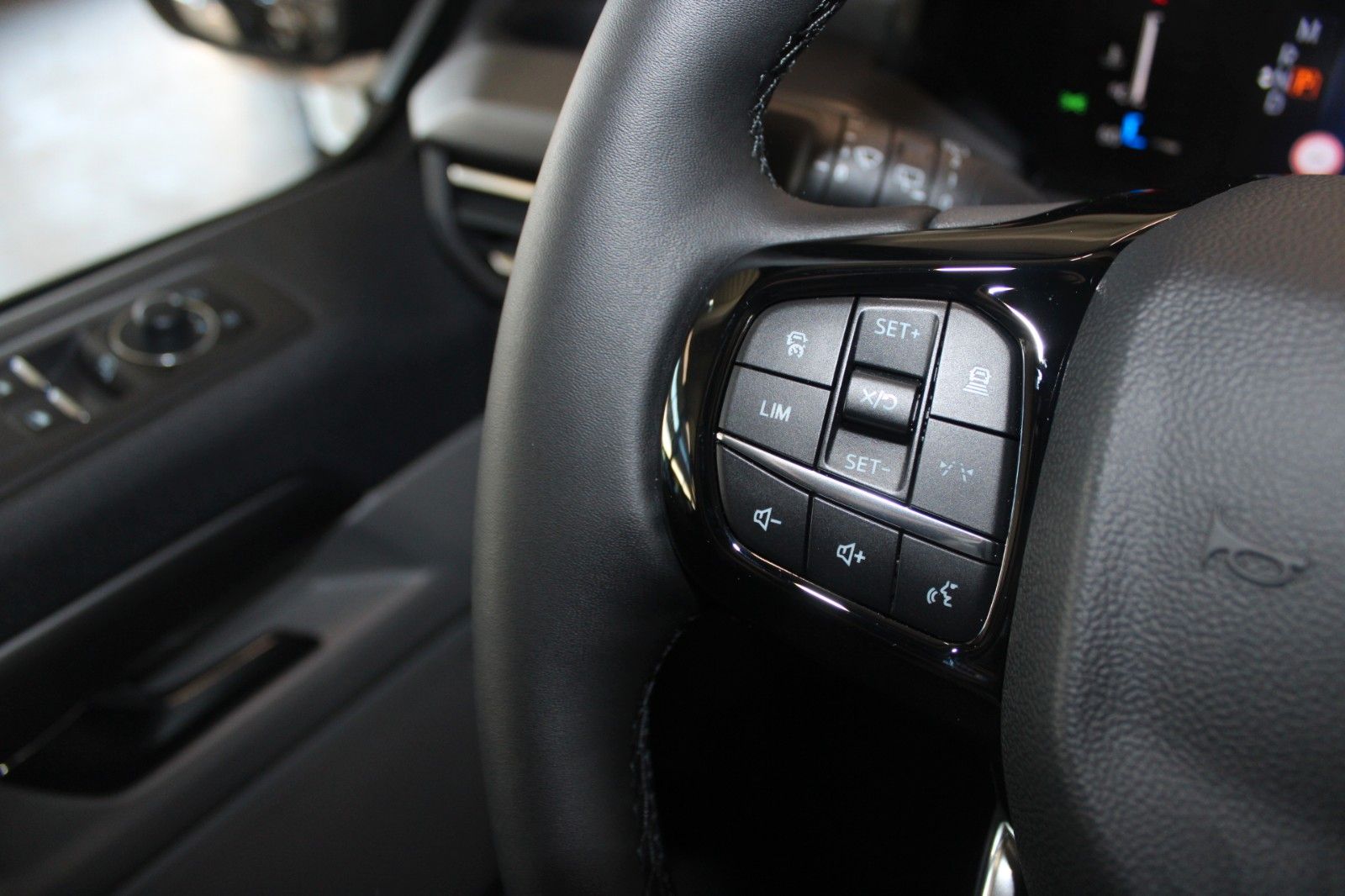 Fahrzeugabbildung Ford Transit Custom Bürstner COPA L1 Titanium MARKISE