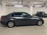 BMW E90 320i Steuerkette NEU! / PDC hinten und vorne - BMW 3er-Reihe E90 mit Benzin-Antrieb