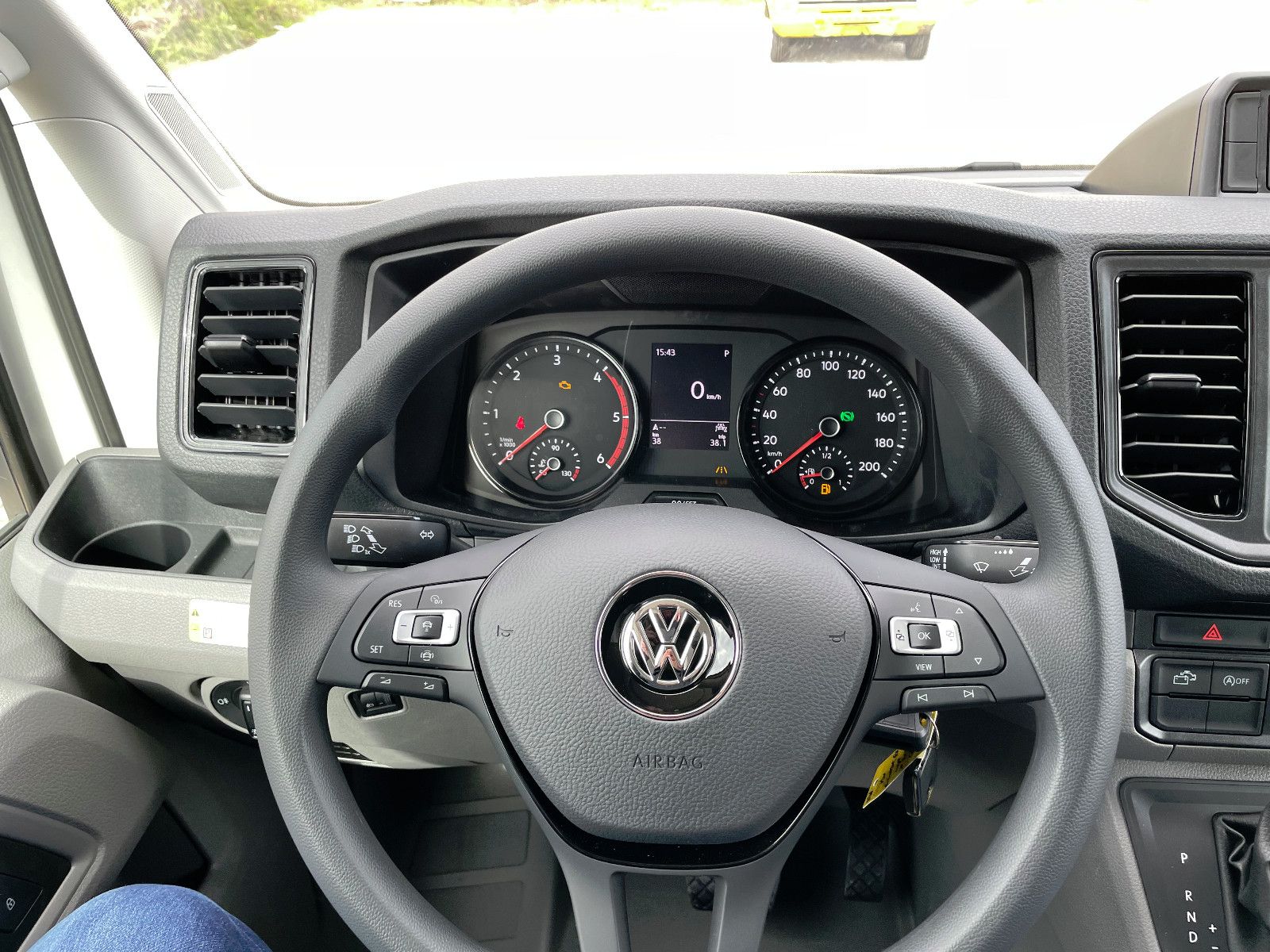 Fahrzeugabbildung Volkswagen Grand California 600, Navi, Dieselh., AHK, uvm.