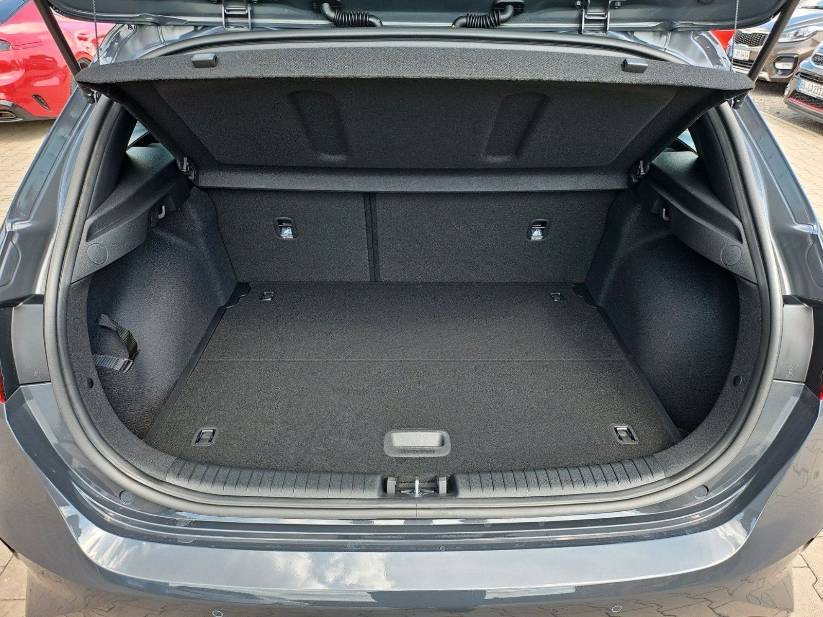 Fahrzeugabbildung Kia CEED_5 1.0T 100 VISION (NAV)