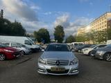Mercedes-Benz C 180 BlueEFFICIENCY AVANTGARDE 1,6 AUTOMATIK - Mercedes-Benz C 180 mit Benzin-Antrieb: Limousine, Automatik, 1.6
