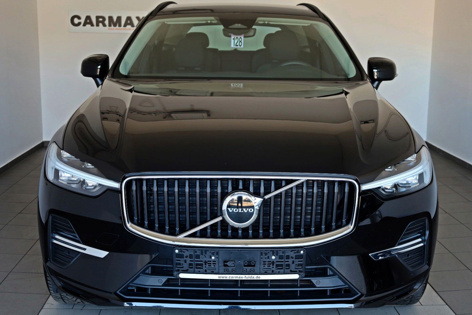 Fahrzeugabbildung Volvo XC60 Core B4 D,Navi,LED,4xSH,Kamera,Carplay,ACC