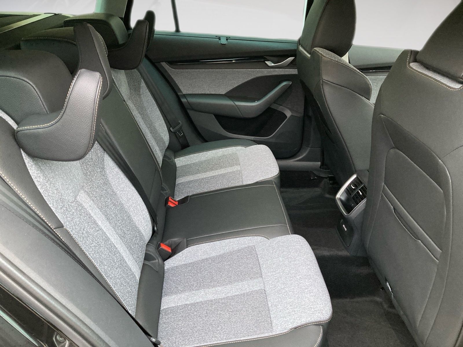 Skoda Octavia - Bild 11