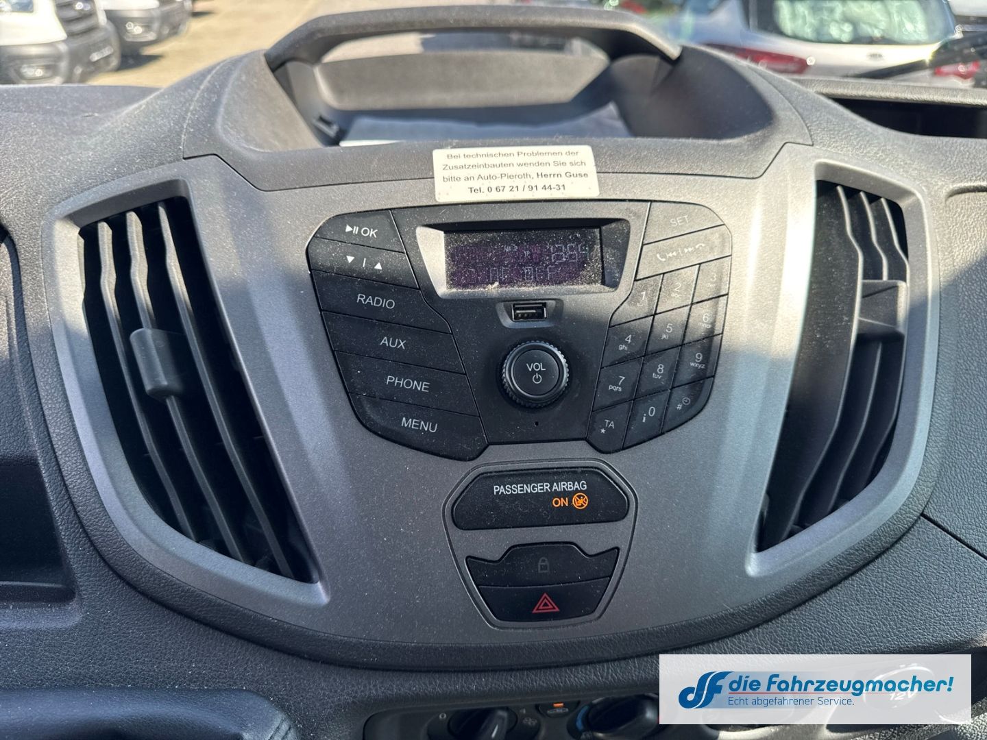 Fahrzeugabbildung Ford Transit Kombi 350 L3 2.2 TDCi DPF *4374 *KLIMA