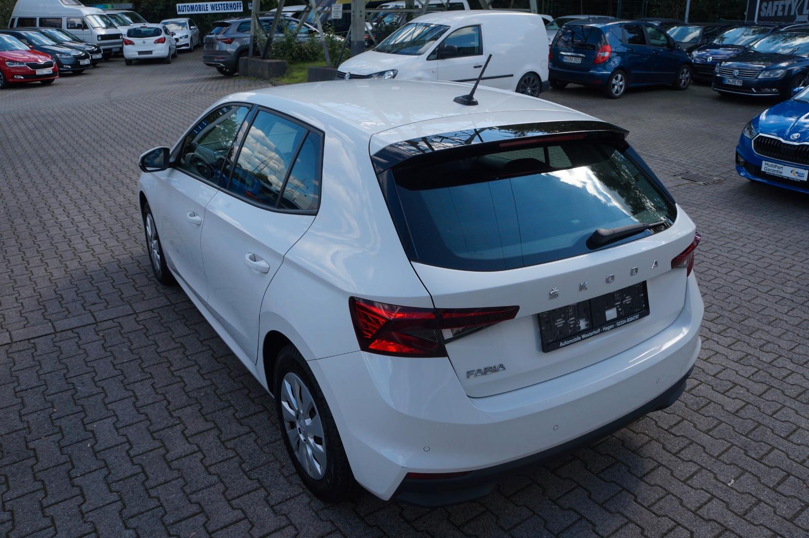 Skoda Fabia Active*LED*PDC*KLIMA*SHZ*SMARTLINK*