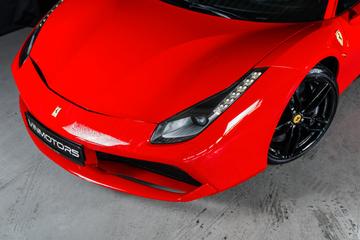 صورة 7 لـ 2017 Ferrari 488 GTB