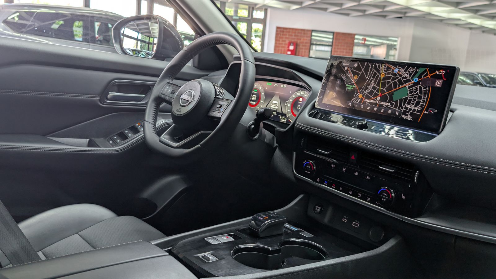Fahrzeugabbildung Nissan X-Trail 1.5 e-Power N-Connecta ACC 360 NAVI 12"
