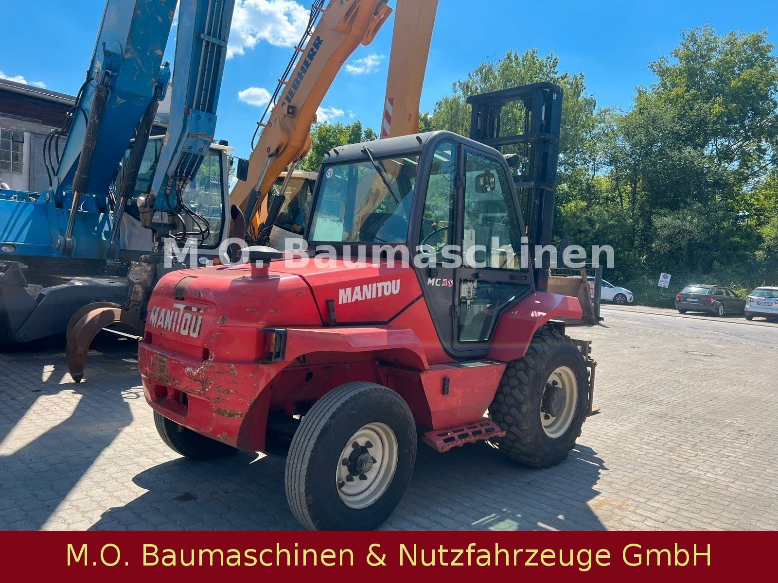 Fahrzeugabbildung Manitou MC 30 / Drehkranz / SS /Duplex / 3t / 4m /