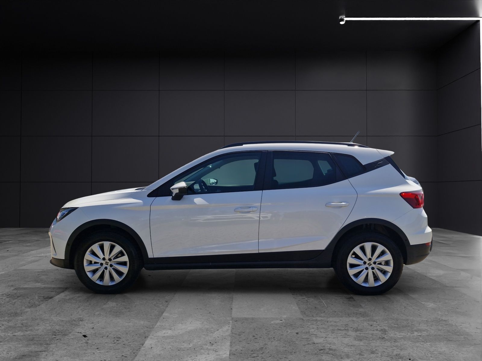 Fahrzeugabbildung SEAT Arona Road Edition 1.0 TSI AHZ LED RFK SH Keyles