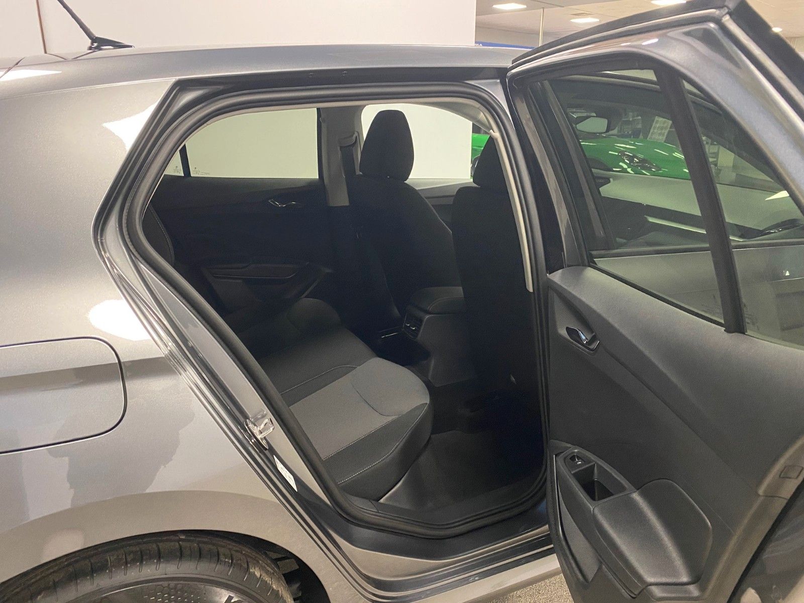 Fahrzeugabbildung SKODA Fabia 1.0 TSI Selection+bis 2030 Garantie+100tKM