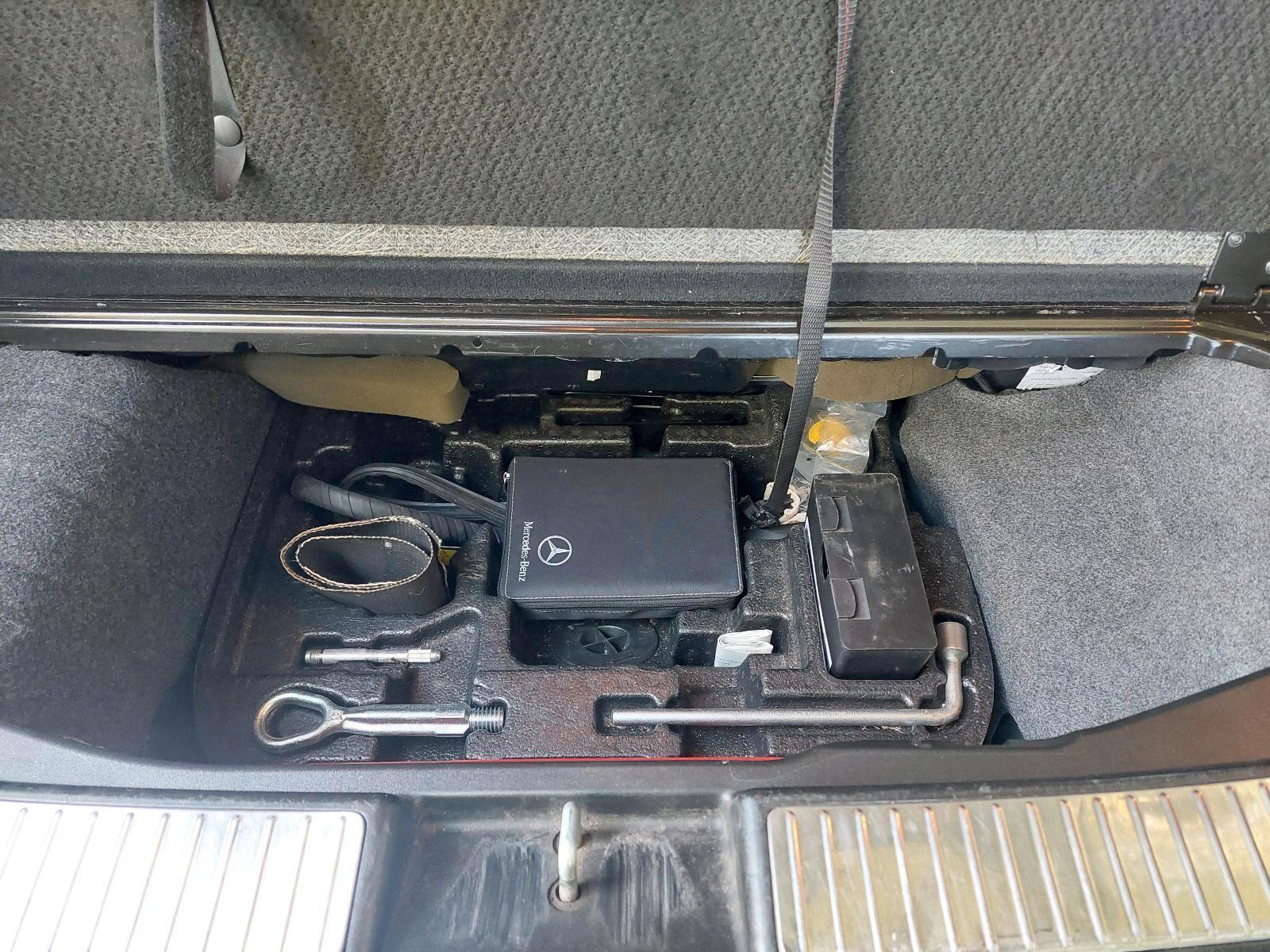 Mercedes-Benz R280 2008 — photo 11