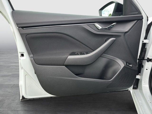 Kamiq 1.0 TSI Selection DSG BLACK+AHK+MATRIX