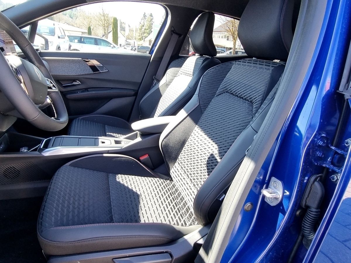 Fahrzeugabbildung Renault Clio Techno TCe 115 EDC