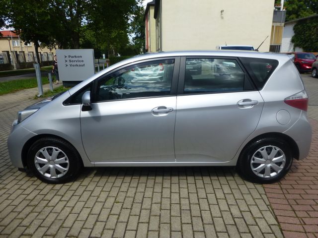 Toyota Verso-S Life