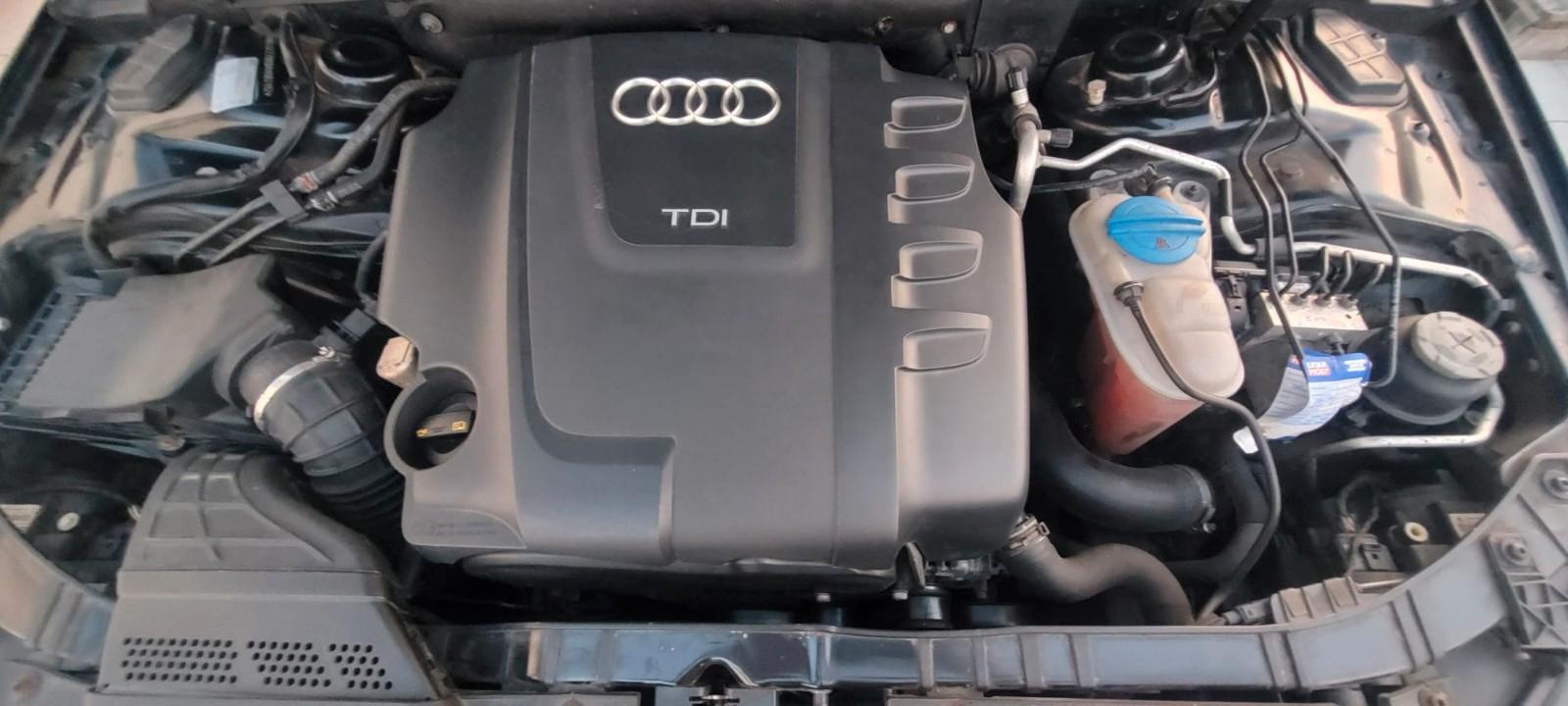 Audi A4 2009 — photo 6