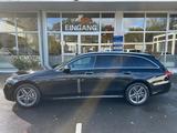 Mercedes-Benz E 300 de 4M/9G/AMG L/LED/KAMERA/AHK/DISTR/STANDH - Mercedes-Benz E 300