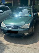Ford Mondeo MK3 Kombi - Ford Mondeo aus 2005 mit Diesel-Antrieb