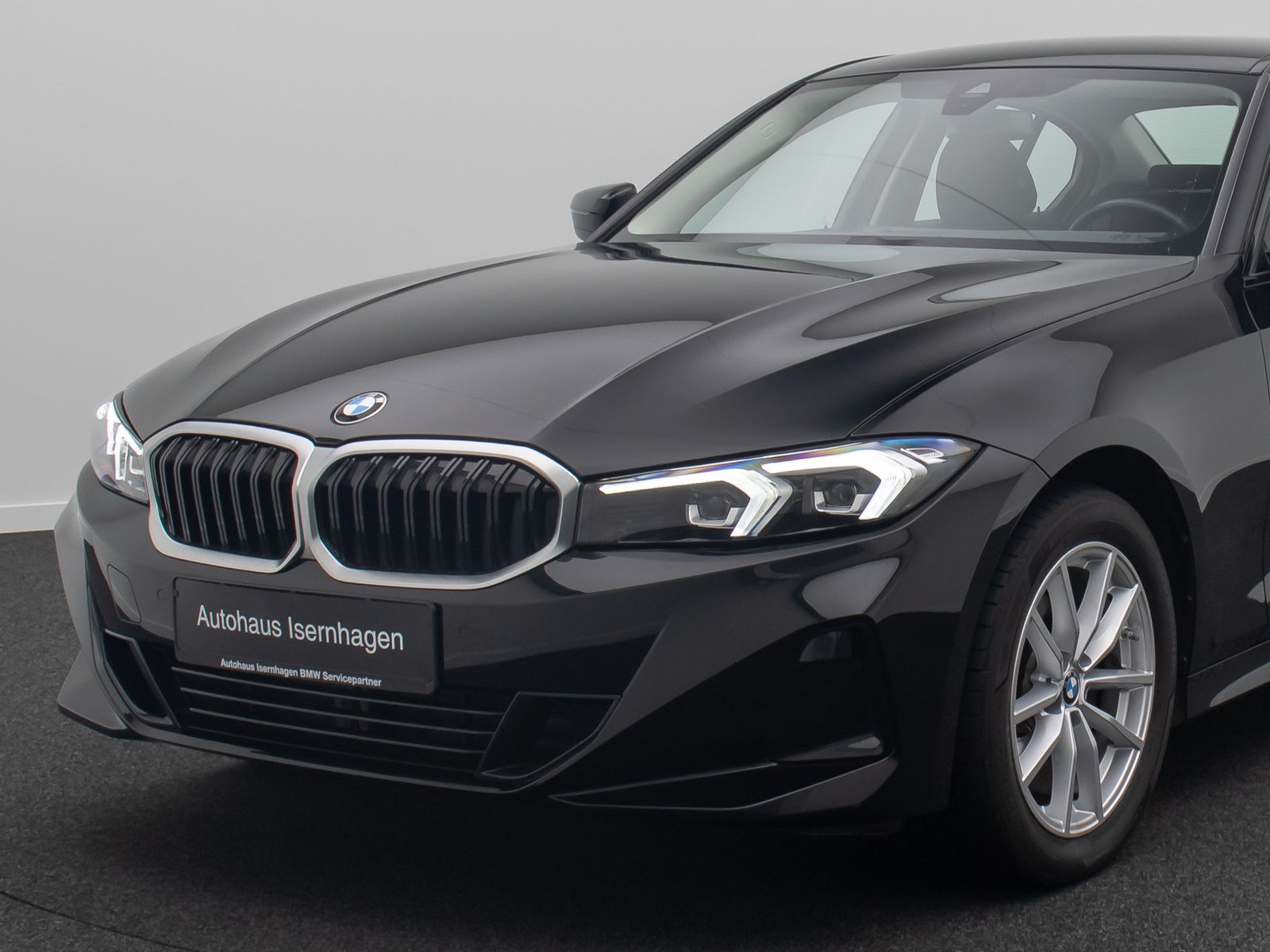 Fahrzeugabbildung BMW 320i Geschwindig DAB PDC Widscreen CockpitPlus