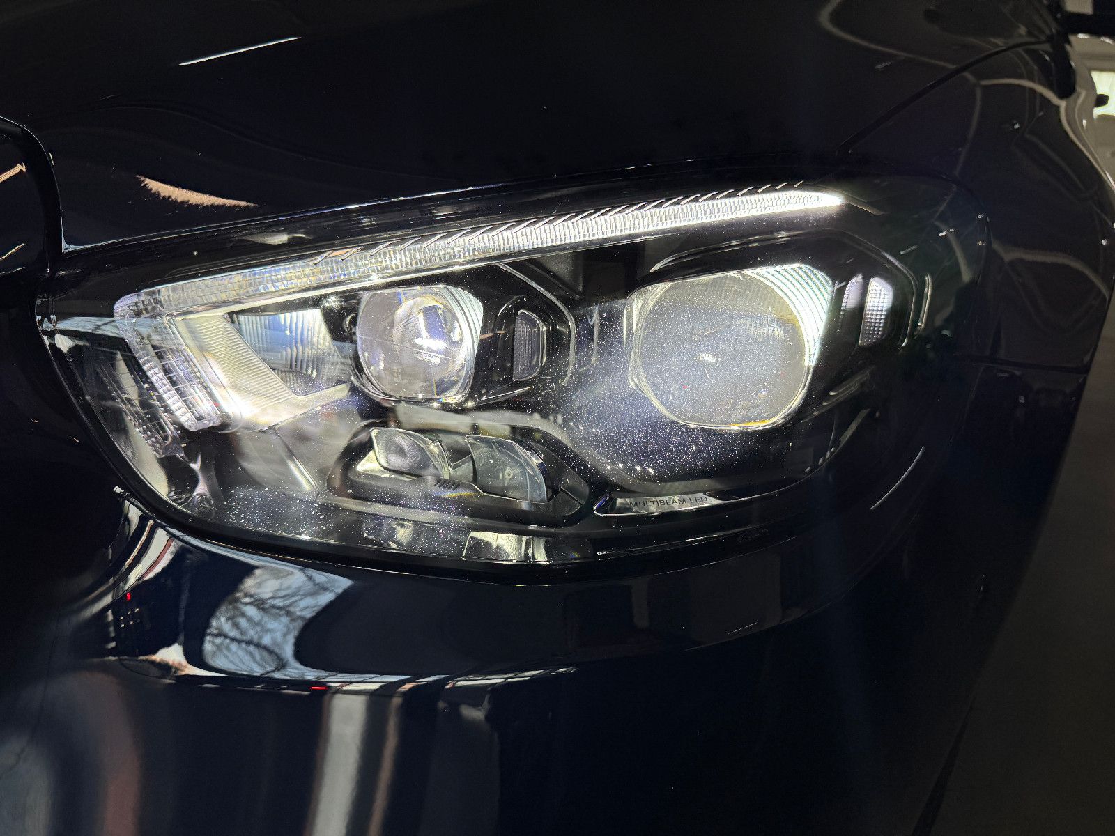 Fahrzeugabbildung Mercedes-Benz E 450 4MATIC 9G-TRONIC 2X AVANTGARDE FACELIFT