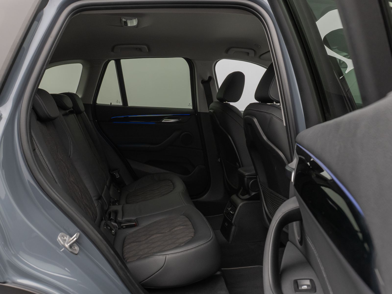Fahrzeugabbildung BMW X1 sD18i xLine Kamera DAB HiFi DrivAssist Sport