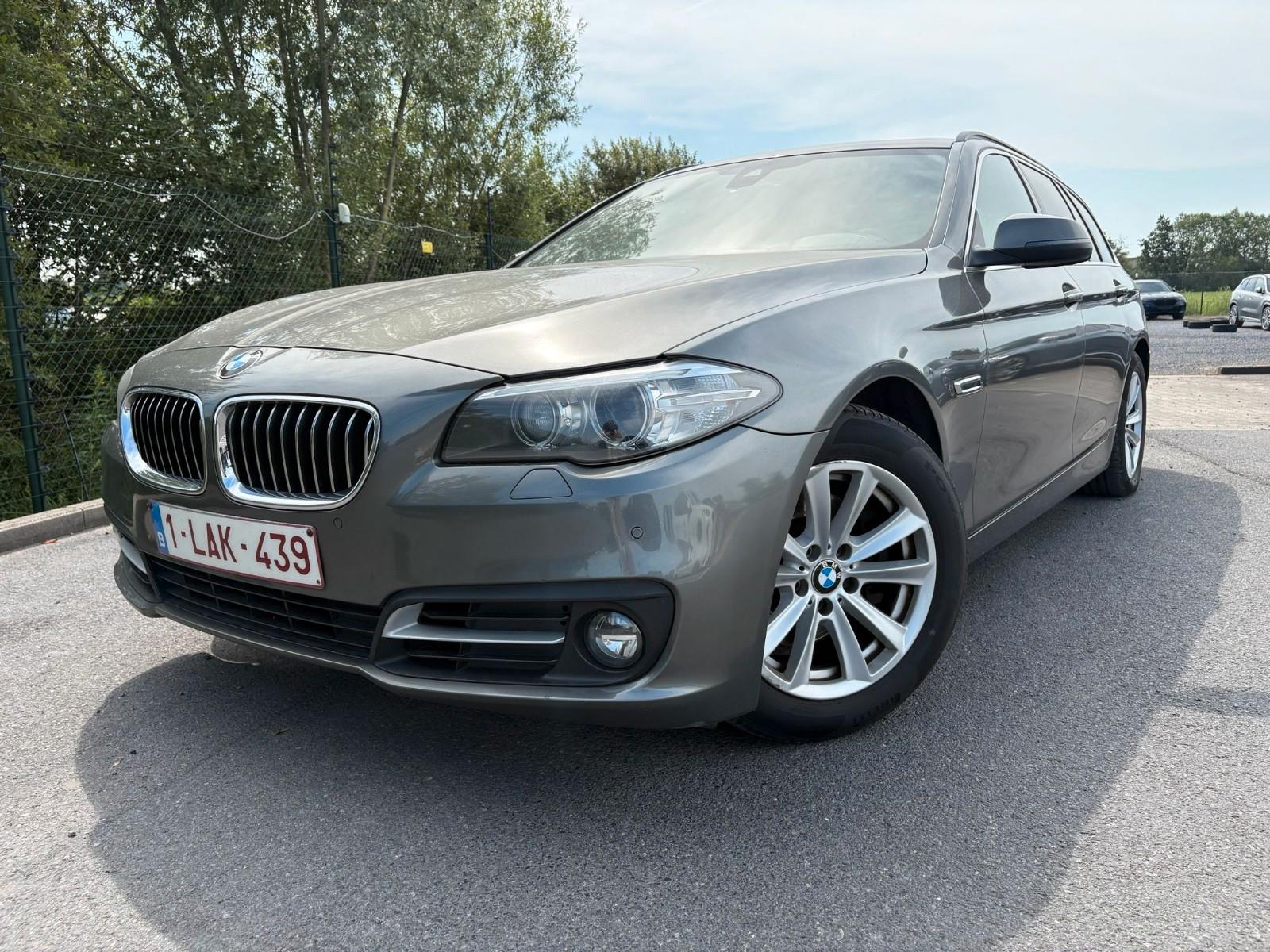 BMW 520d Touring Pano-Leder-HUD-NaviProf-Cam-AHK