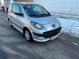 Peugeot 1007 Premium Tüv 11/25 A/C - Peugeot 1007 Gebrauchtwagen