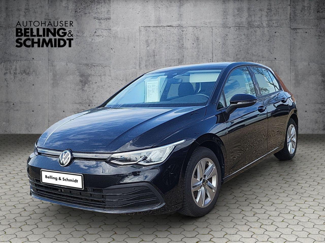 Volkswagen Golf VIII 1.5 l eTSI Life Aut. Navi Pro SHZ