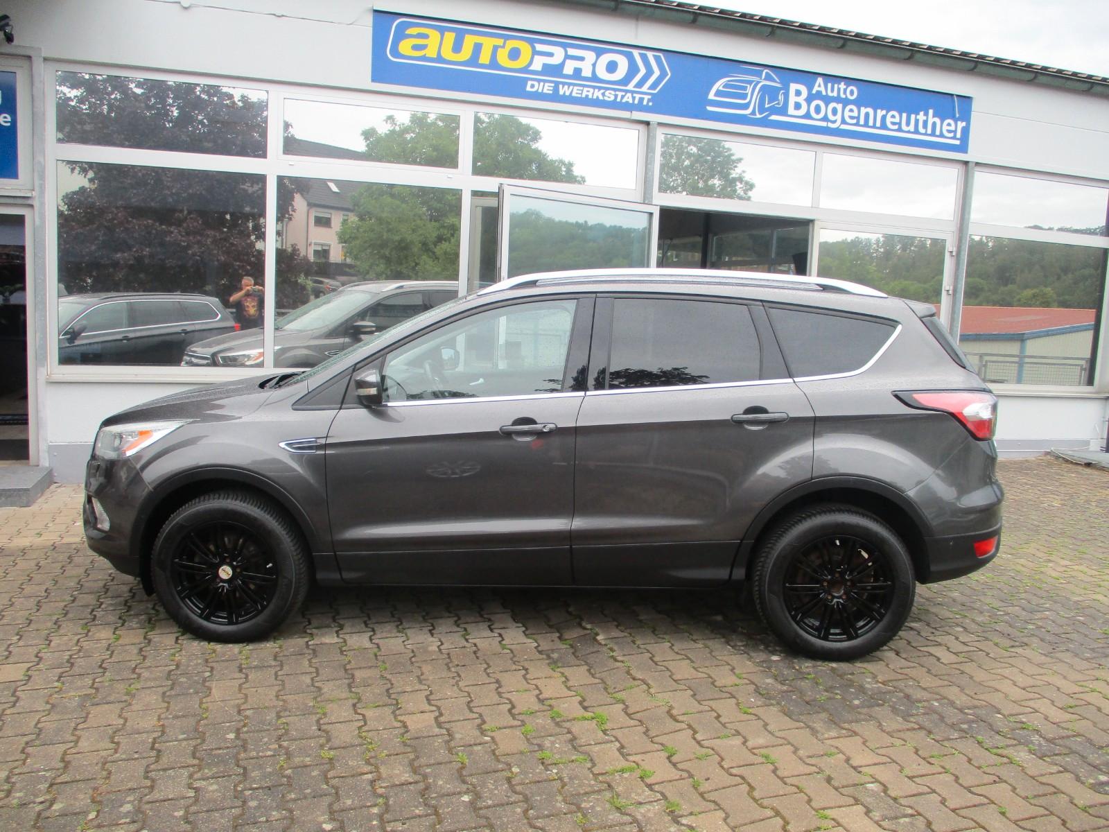 Ford Kuga Cool & Connect
