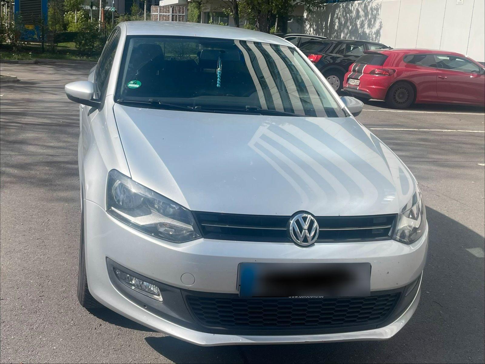Volkswagen Polo 2011 — engine 86 HP (63kW)