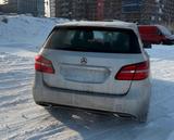 Mercedes-Benz B 180 d - - Mercedes-Benz B 180 Gebrauchtwagen in Hamburg
