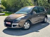 Renault Scenic III Dynamique NAVI*KLIMA*EINPARKHILFE*