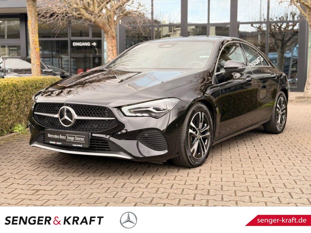 Mercedes-Benz CLA 180 Coupé AUT Kam. KlimaA LED LM PDC ParkAss