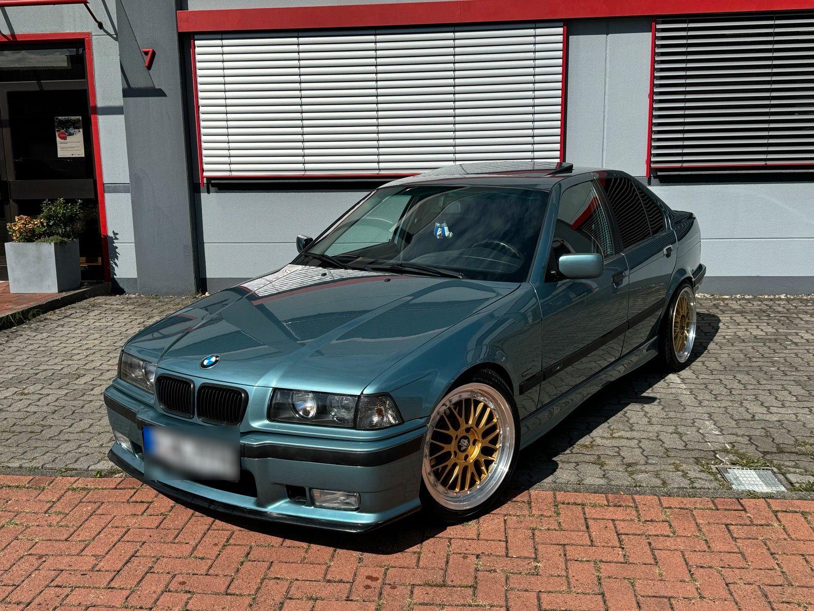 BMW 328