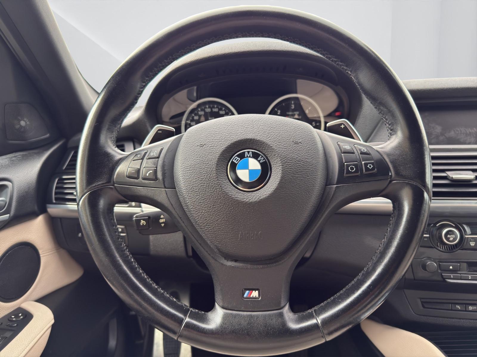BMW X6 M50d 381 ch • Head-up • Toit ouvrant • Phares LED adaptatifs • Caméra • Cuir Nappa beige