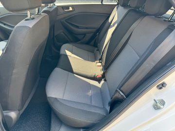 Hyundai i20 1.0 T-GDI Kilmaanlage Rückfahrkamera