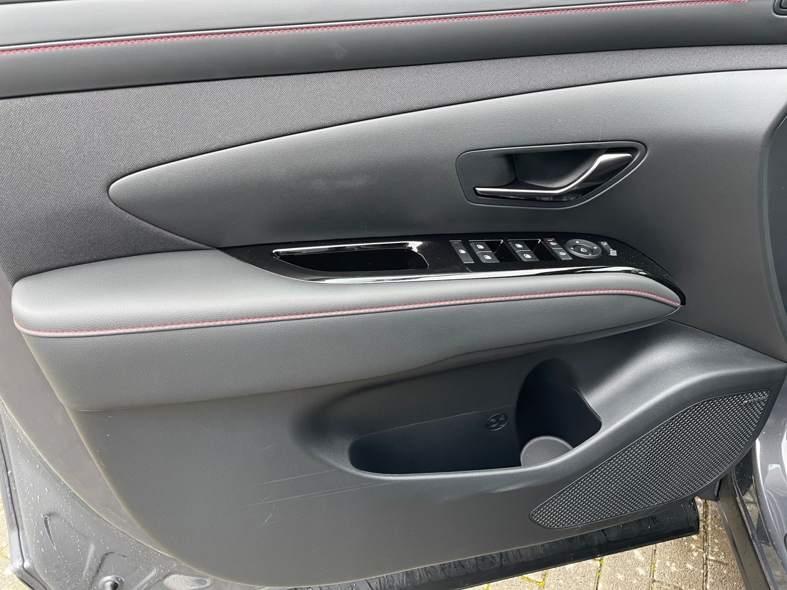 Fahrzeugabbildung Hyundai TUCSON 1.6 T-GDI N Line Hybrid PanoDach Sitz