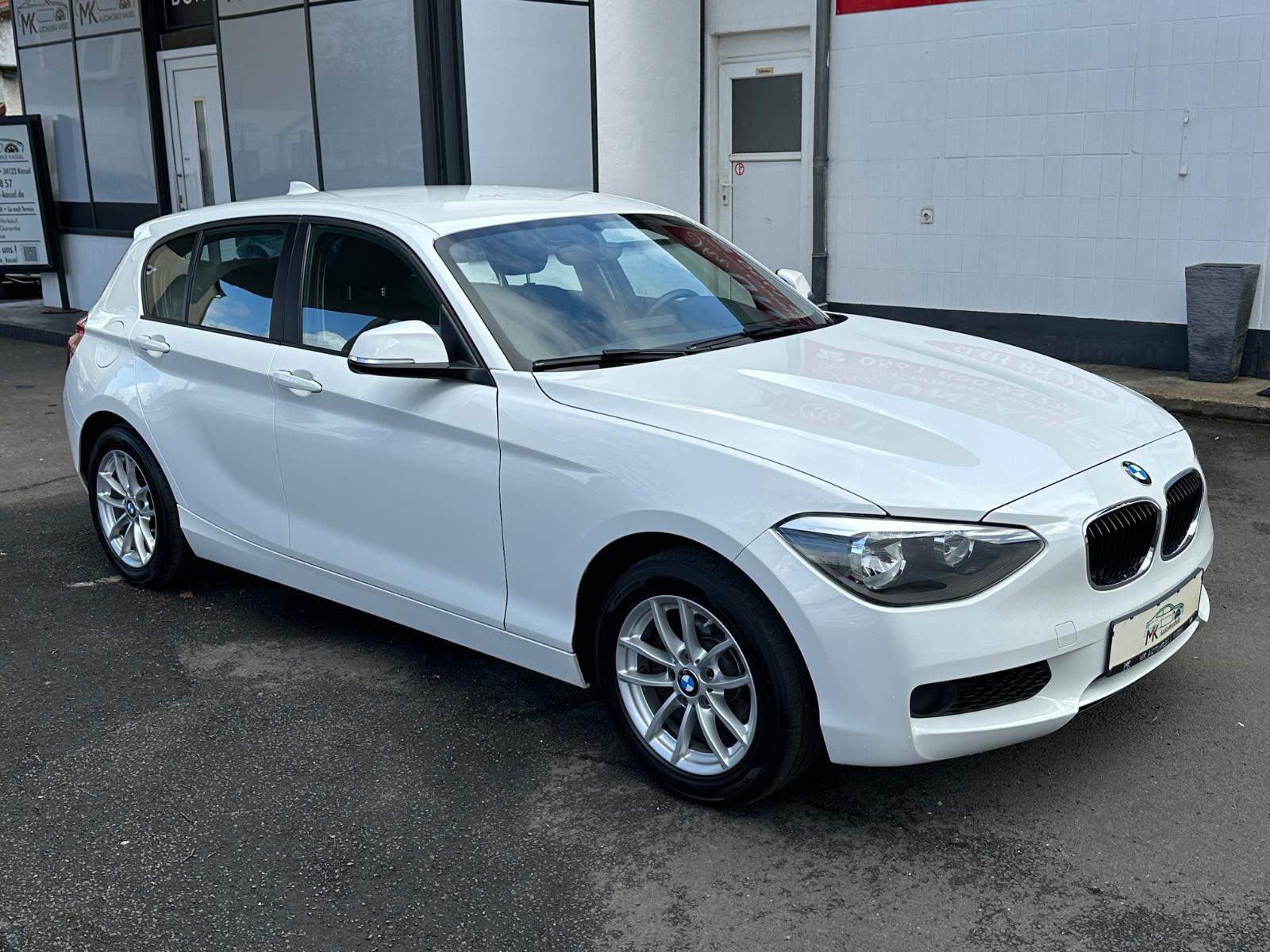 BMW 116i Sitzheizung/ PDC/AHK/1. Hand/8 Fach bereift