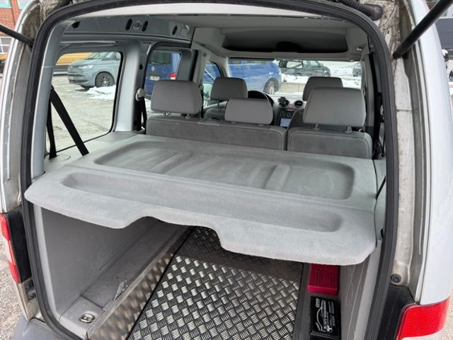 Fahrzeugabbildung Volkswagen Caddy Rollstuhlrampe