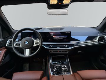 BMW X7 - 7