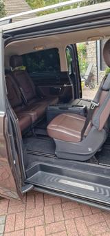 Mercedes-Benz V 250 d AVANTGARDE extralang AVANTGARDE - Mercedes-Benz V-Class: Avantgarde
