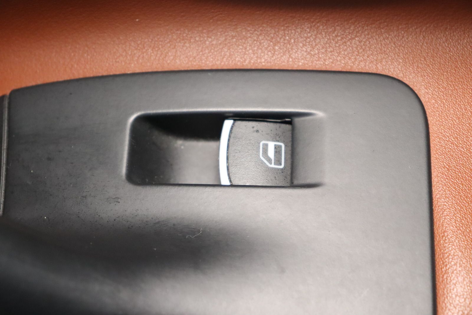 Fahrzeugabbildung Volkswagen Eos 1.4 TSI * Navi * Leder * Sitzhzg.