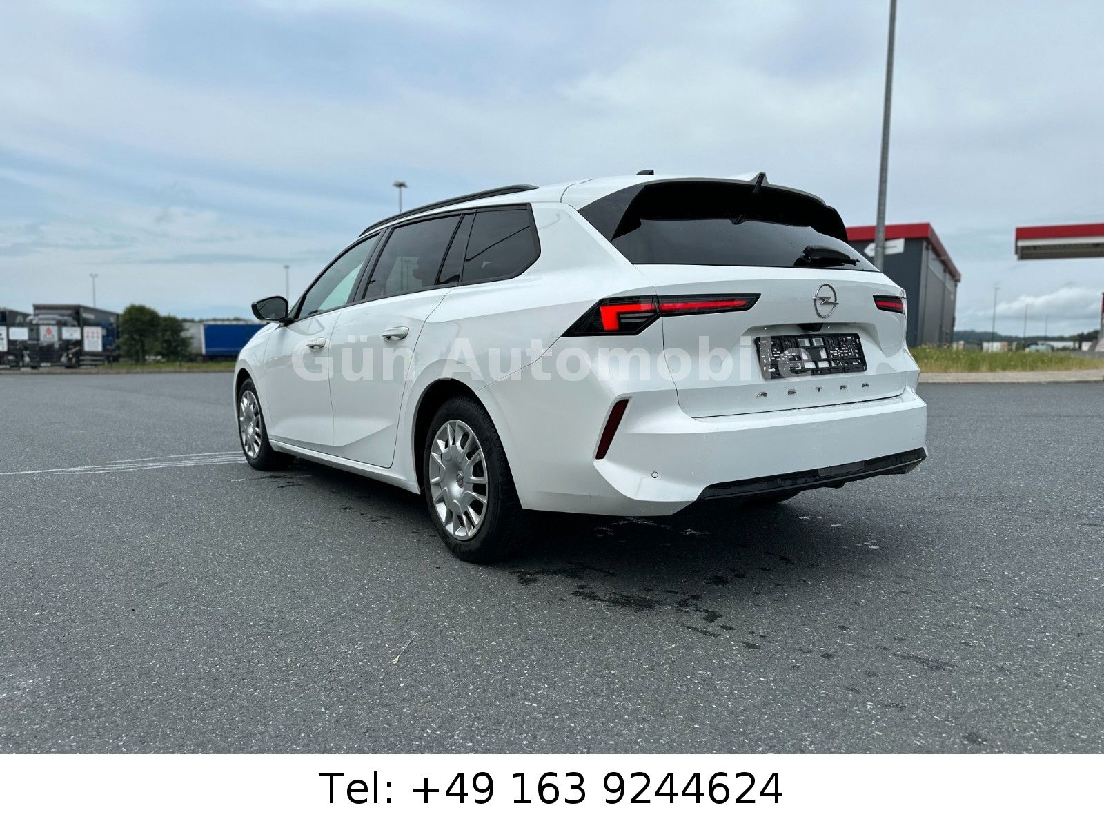 Opel Astra L Sports Tourer KAMERA T.LEDER ACC 1.HAND imagem 3