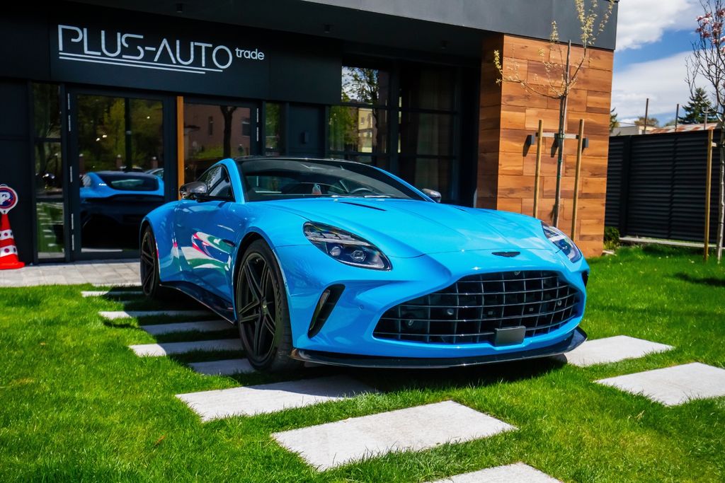 Aston Martin V8 Vantage