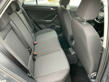 Fahrzeugabbildung Volkswagen T-Roc 1.0 TSI / PDC/ Apple Carplay / Climatronic