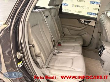 Audi Q7 - 8